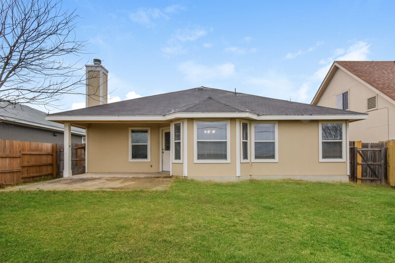 1,830/Mo, 3915 Mist Flower Dr Converse, TX 78109 Rear View 2