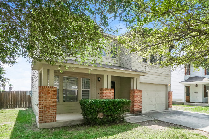 1,820/Mo, 8714 Sunview Park San Antonio, TX 78224 Front View