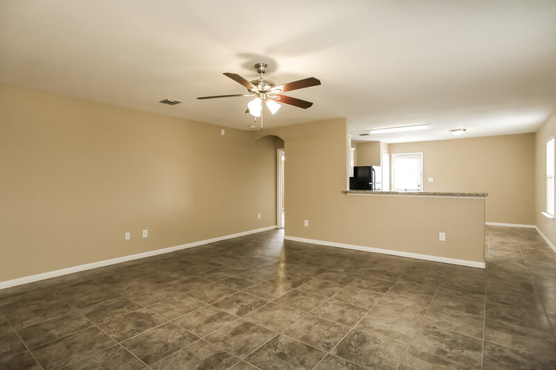 1,395/Mo, 11466 Country Canyon San Antonio, TX 78252 Living Room View