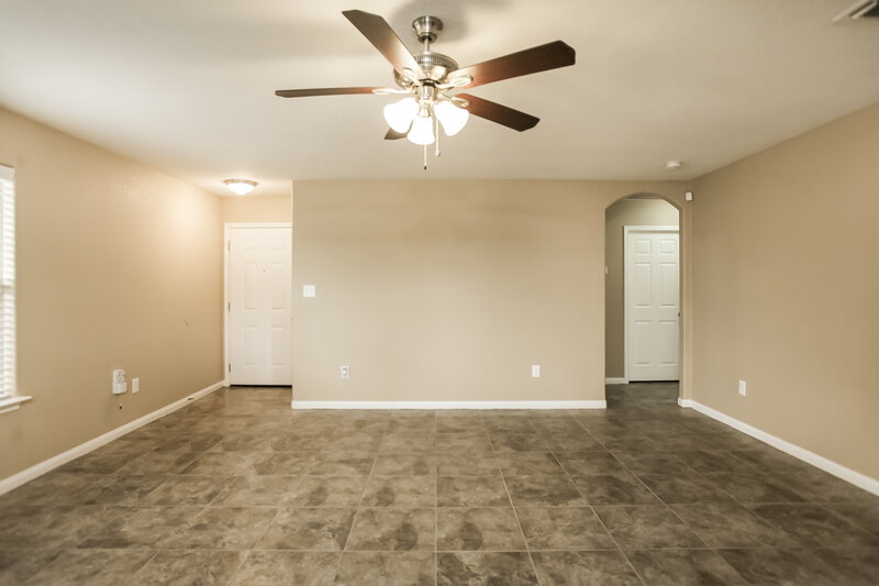 1,395/Mo, 11466 Country Canyon San Antonio, TX 78252 Living Room View 3