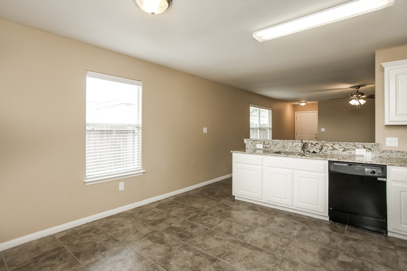 1,395/Mo, 11466 Country Canyon San Antonio, TX 78252 Dining Room View