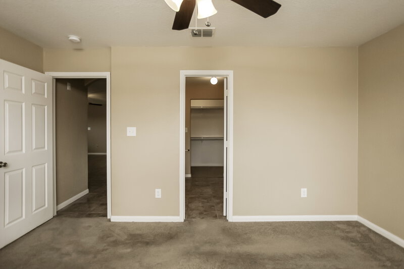 1,395/Mo, 11466 Country Canyon San Antonio, TX 78252 Main Bedroom View 3