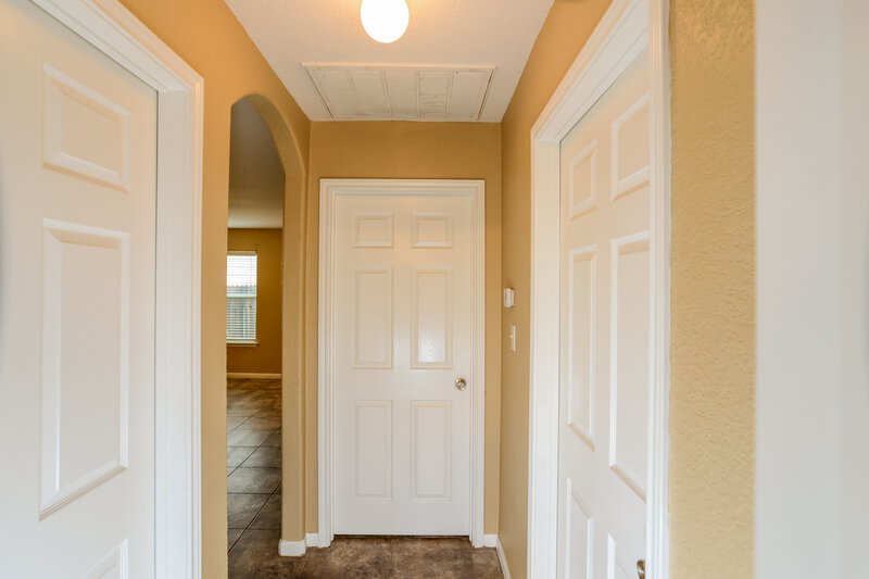1,370/Mo, 11467 Coral Canyon San Antonio, TX 78252 Hallway View 2