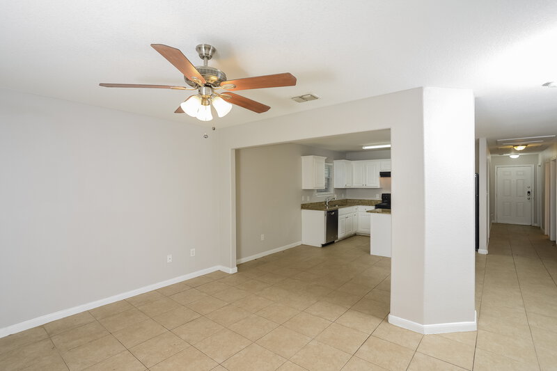 1,425/Mo, 5810 Hickory Canyon San Antonio, TX 78252 Dining Room View 2