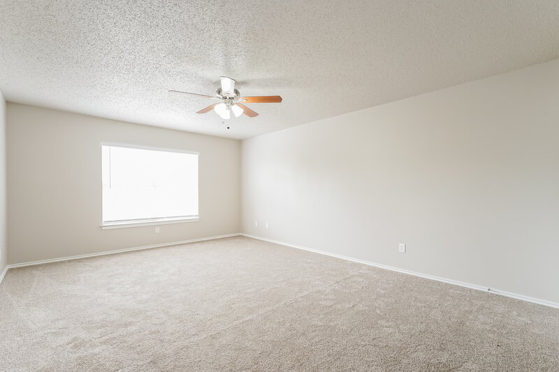 2,015/Mo, 2118 Skull Valley Dr San Antonio, TX 78245 Main Bedroom View