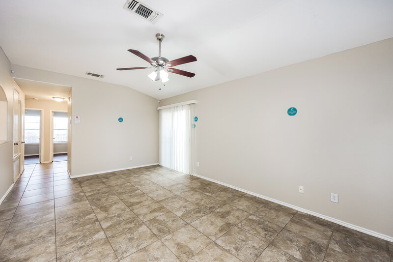 1,620/Mo, 8422 Adams Hill Dr San Antonio, TX 78227 Living Room View