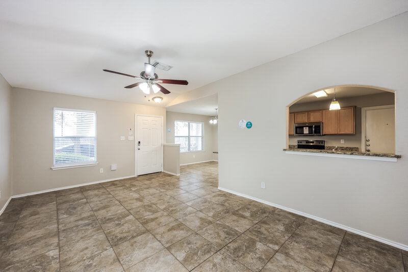 1,620/Mo, 8422 Adams Hill Dr San Antonio, TX 78227 Living Room View 2