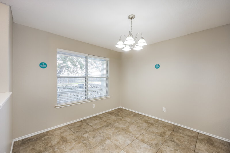 1,620/Mo, 8422 Adams Hill Dr San Antonio, TX 78227 Dining Room View