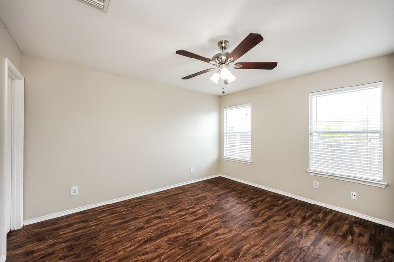 1,620/Mo, 8422 Adams Hill Dr San Antonio, TX 78227 Main Bedroom View 2