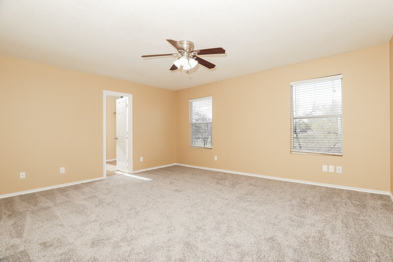 1,480/Mo, 9726 Amber Ledge San Antonio, TX 78245 Main Bedroom View 2