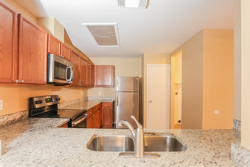 1,680/Mo, 8935 Gathering Pass Converse, TX 78109 Kitchen View