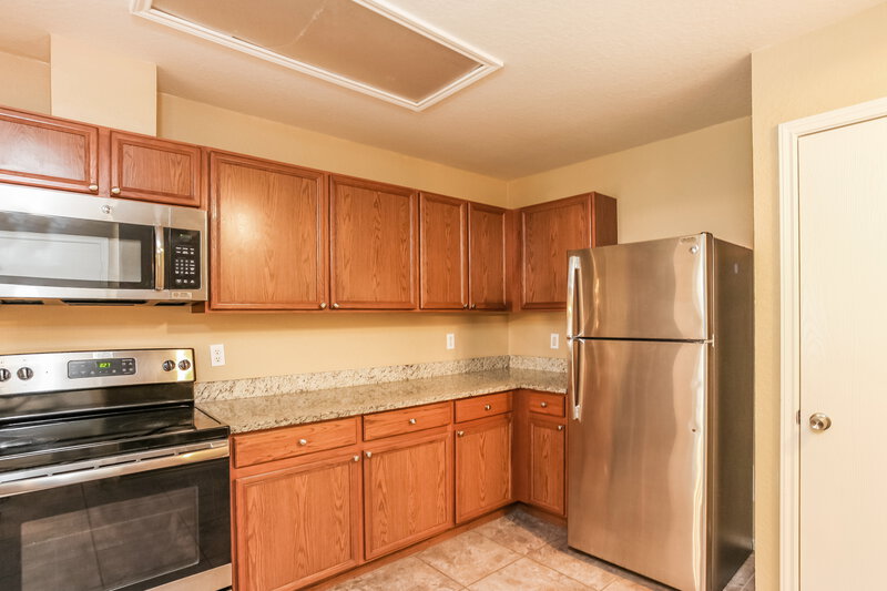 1,680/Mo, 8935 Gathering Pass Converse, TX 78109 photo View