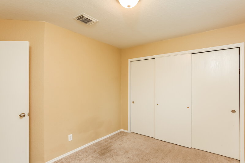 1,680/Mo, 8935 Gathering Pass Converse, TX 78109 Bedroom View 4