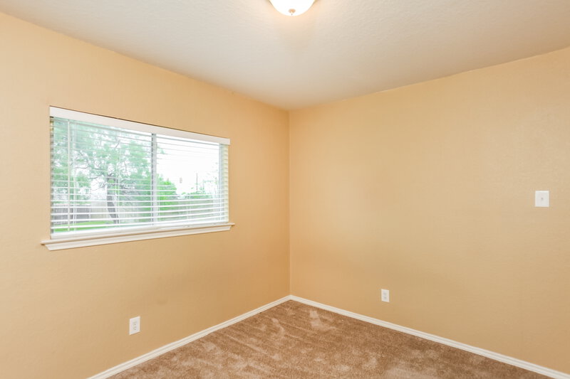 1,680/Mo, 8935 Gathering Pass Converse, TX 78109 Bedroom View 5