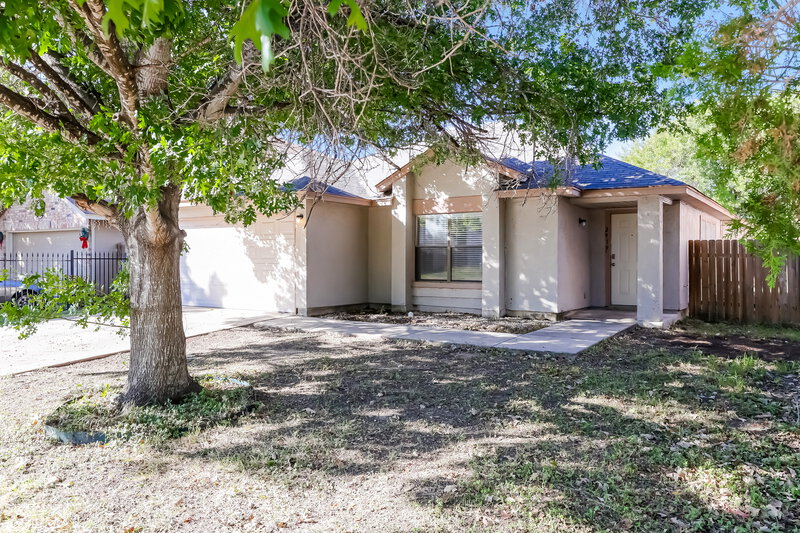 1,450/Mo, 2919 Quiet Plain Dr San Antonio, TX 78245 Misc View