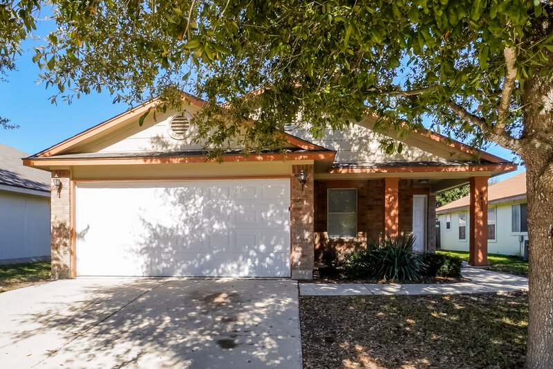 1,620/Mo, 8411 Trumpet Circle Converse, TX 78109 External View