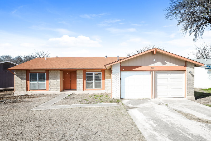 1,510/Mo, 7601 Tarrasa Dr San Antonio, TX 78239 External View