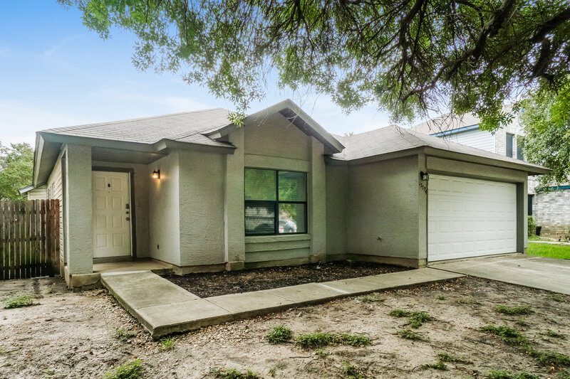 1,775/Mo, 13034 Woller Path San Antonio, TX 78249 Front View