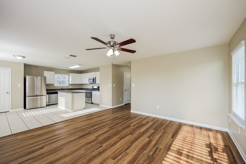 2,220/Mo, 11478 Coral Canyon San Antonio, TX 78252 Living Room View 2