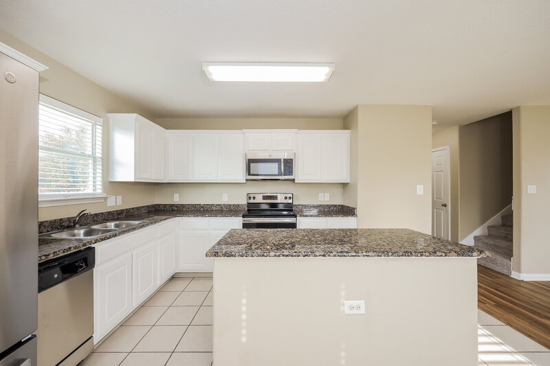 2,220/Mo, 11478 Coral Canyon San Antonio, TX 78252 Kitchen View