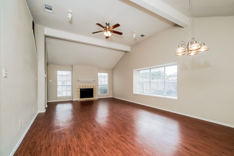 1,895/Mo, 14910 Eagle Run San Antonio, TX 78233 Living Room View