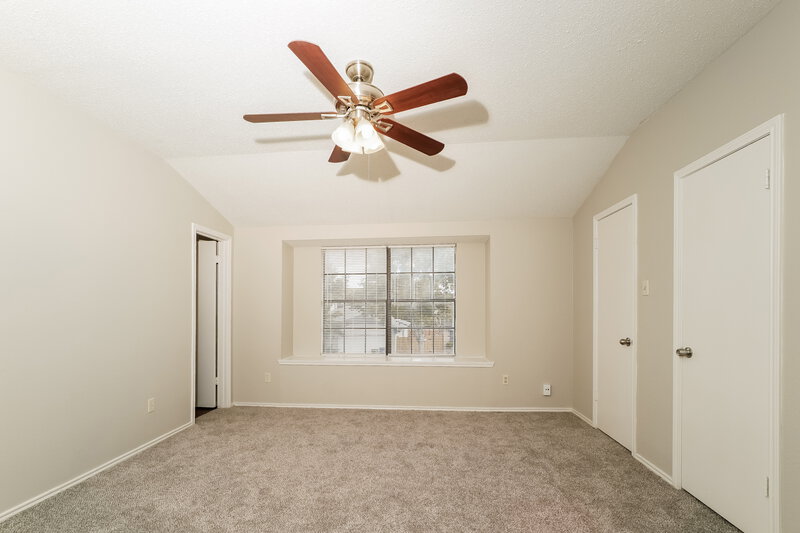 1,895/Mo, 14910 Eagle Run San Antonio, TX 78233 Main Bedroom View