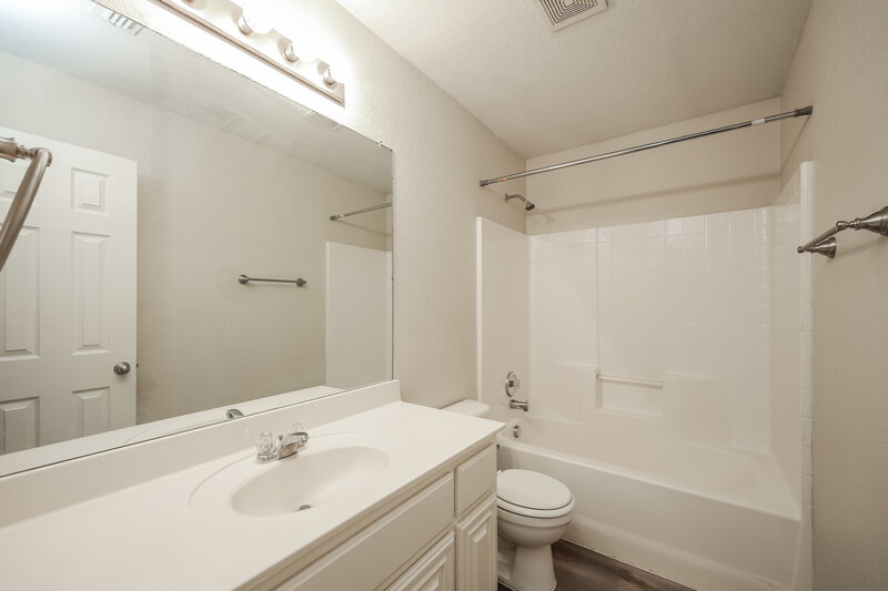 1,910/Mo, 1768 Lower Forty New Braunfels, TX 78130 Bathroom View 2