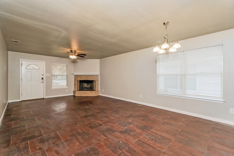 1,295/Mo, 417 Canterbury Ln Converse, TX 78109 Dining Room View