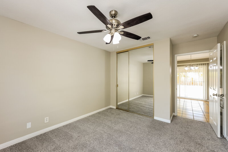 2,100/Mo, 4301 Shiloh Dr San Antonio, TX 78220 Main Bedroom View 2