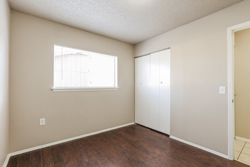 1,645/Mo, 117 Meadow St Converse, TX 78109 Bedroom View 2