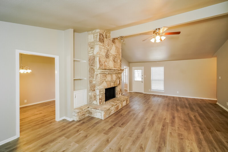 2,155/Mo, 2743 Knoll Tree St San Antonio, TX 78247 Living Room View