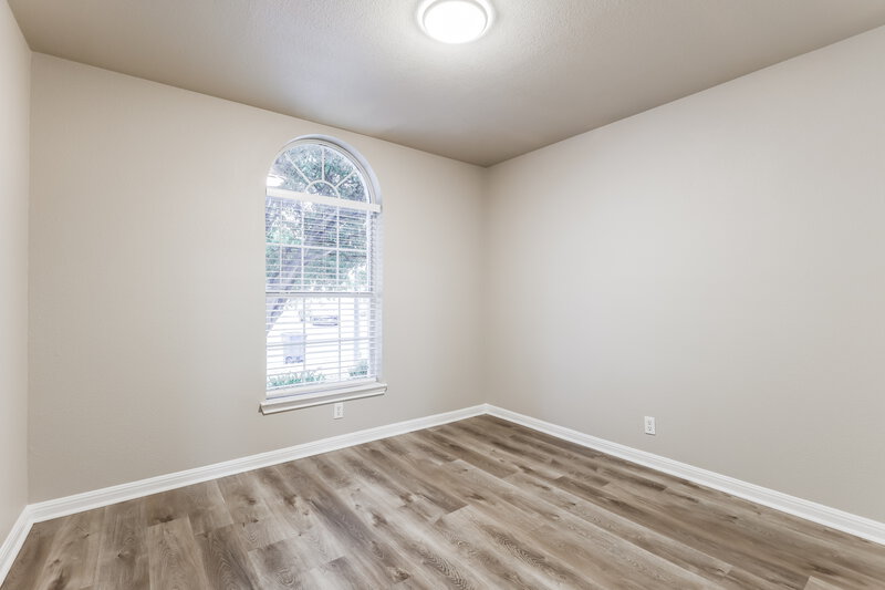 1,800/Mo, 4931 Dahlia Ter San Antonio, TX 78218 Bedroom View 2