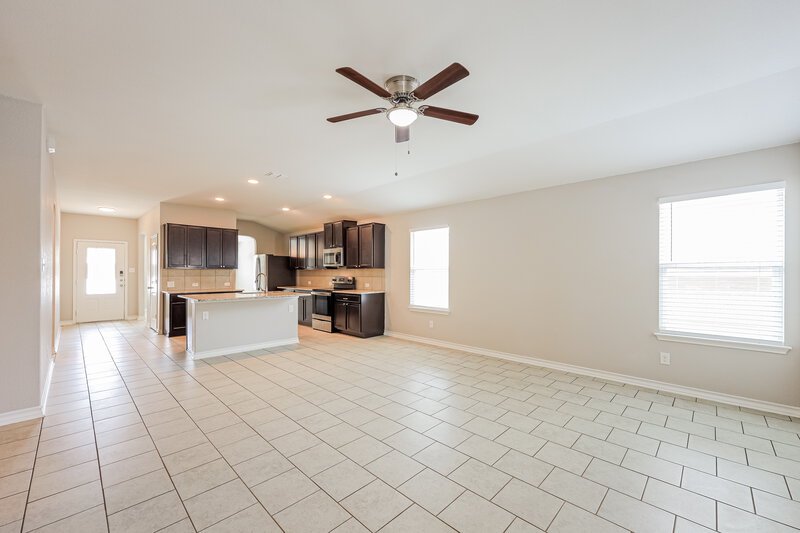 1,805/Mo, 12049 Pearl Jubilee San Antonio, TX 78245 Living Room View 2