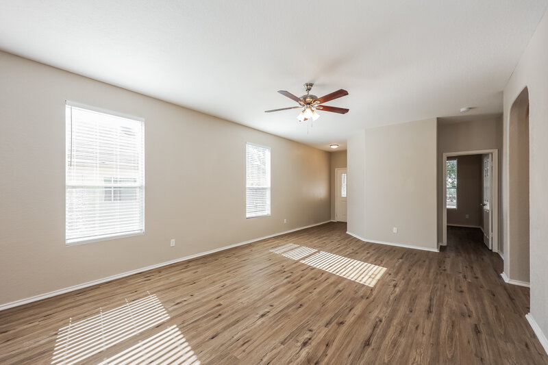 1,995/Mo, 27330 Wrought Iron San Antonio, TX 78260 Living Room View 2