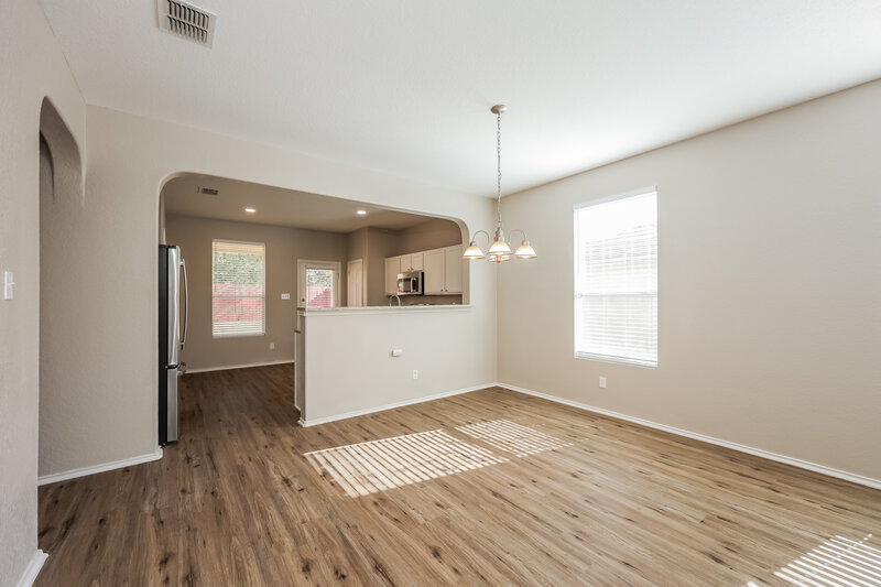 1,995/Mo, 27330 Wrought Iron San Antonio, TX 78260 Living Room View 3