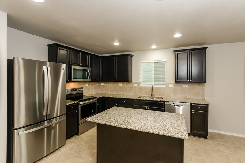 1,805/Mo, 9847 Silver Mist Way San Antonio, TX 78254 Kitchen View 2