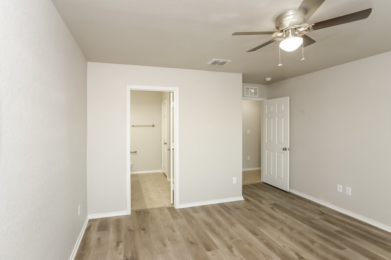 1,805/Mo, 9847 Silver Mist Way San Antonio, TX 78254 Main Bedroom View