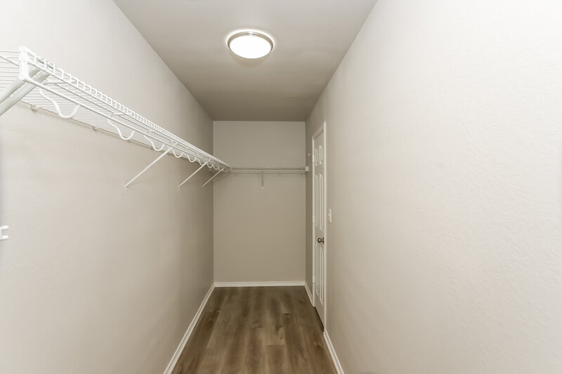 1,805/Mo, 9847 Silver Mist Way San Antonio, TX 78254 Walk In Closet View