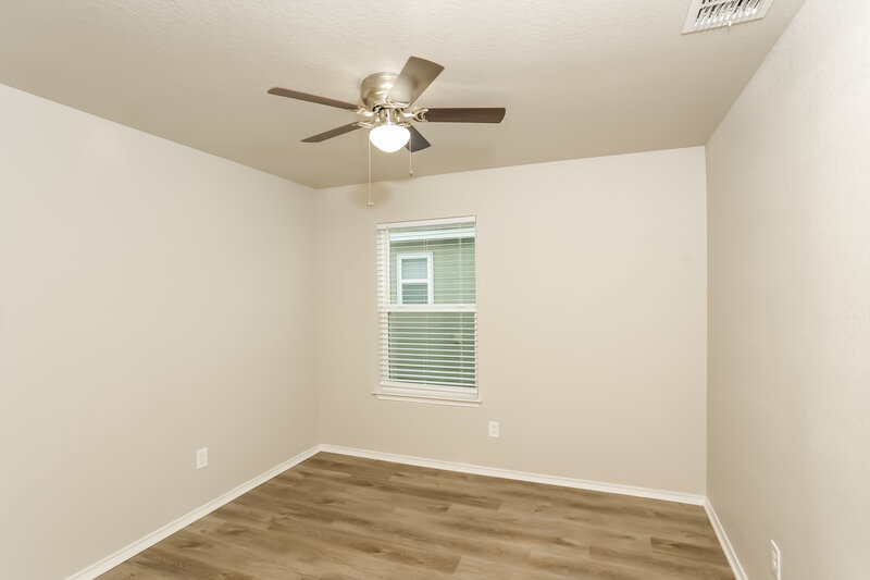 1,805/Mo, 9847 Silver Mist Way San Antonio, TX 78254 Bedroom View 2