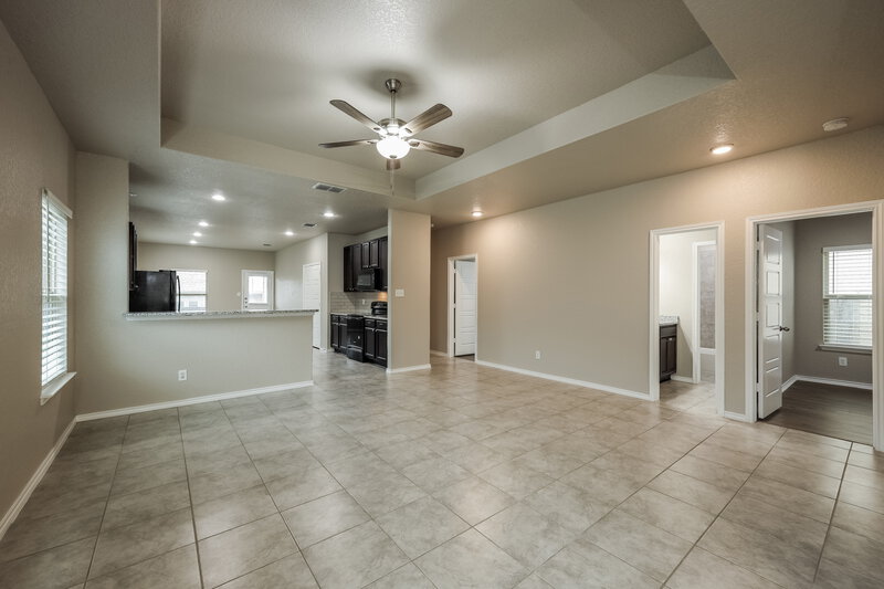 1,845/Mo, 7410 Coral Bells Ct Converse, TX 78109 Living Room View