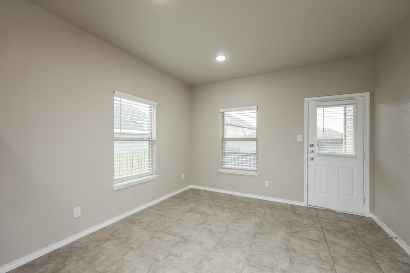 1,845/Mo, 7410 Coral Bells Ct Converse, TX 78109 Living Room View 2