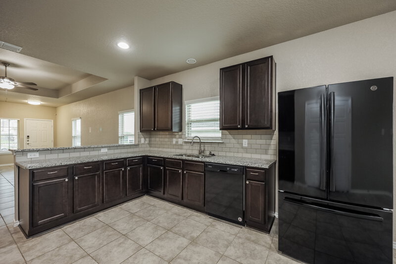 1,845/Mo, 7410 Coral Bells Ct Converse, TX 78109 Kitchen View