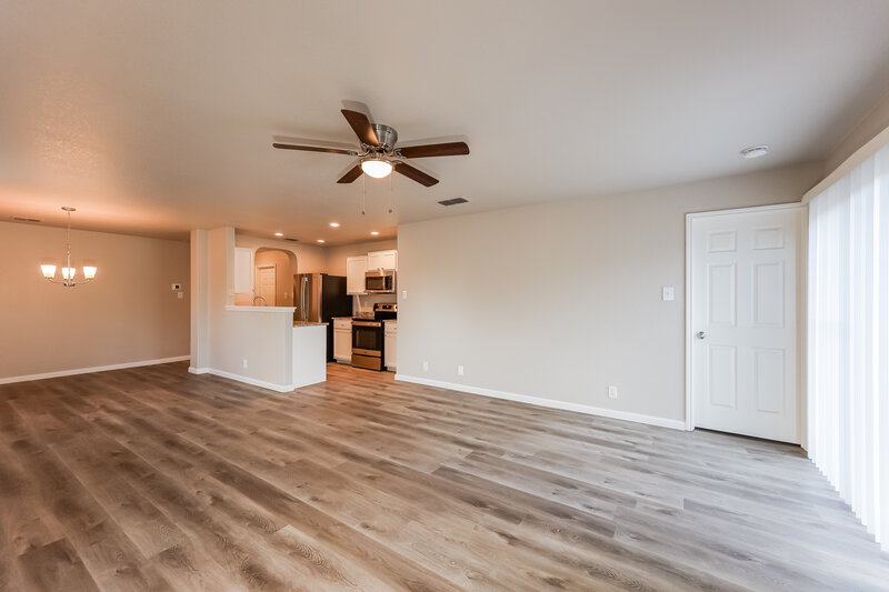1,675/Mo, 7826 Juno Hts San Antonio, TX 78252 Living Room View 2