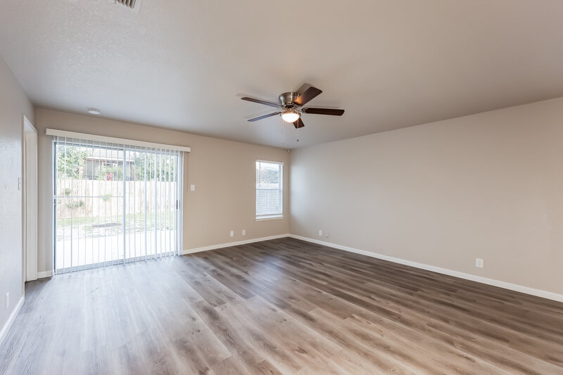 1,675/Mo, 7826 Juno Hts San Antonio, TX 78252 Dining Room View
