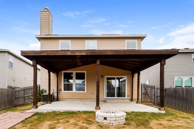 1,710/Mo, 4001 Legend Pond New Braunfels, TX 78130 Rear View 2