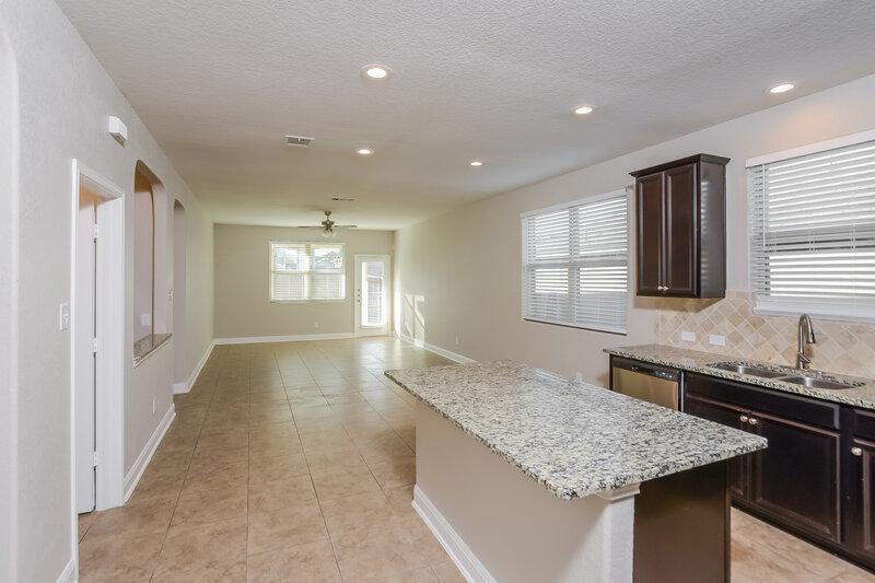 1,870/Mo, 11328 Silver Rose San Antonio, TX 78245 Kitchen View 2