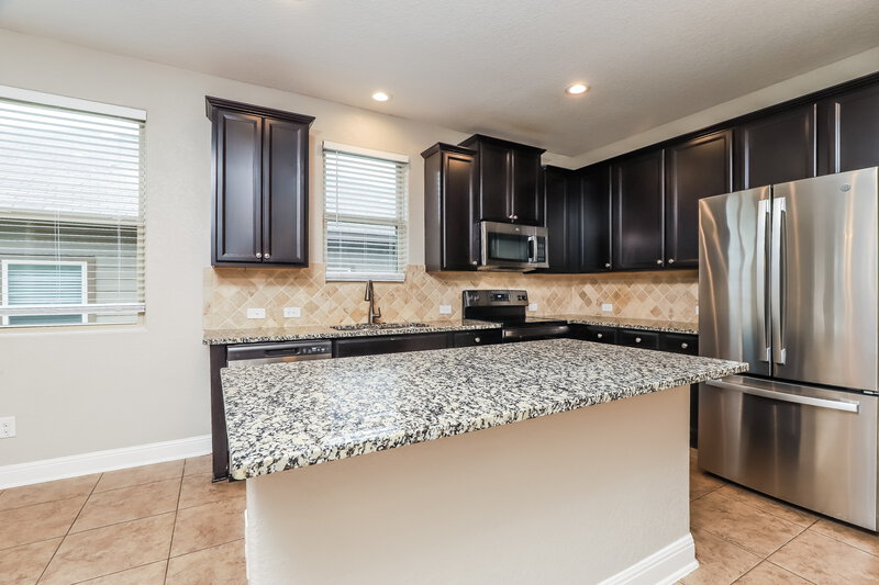1,755/Mo, 11328 Silver Rose San Antonio, TX 78245 Kitchen View 2
