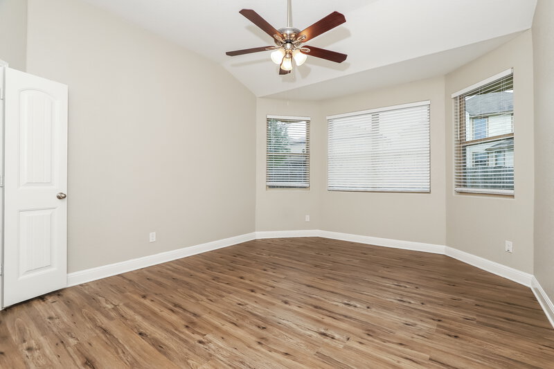 1,755/Mo, 11328 Silver Rose San Antonio, TX 78245 Main Bedroom View