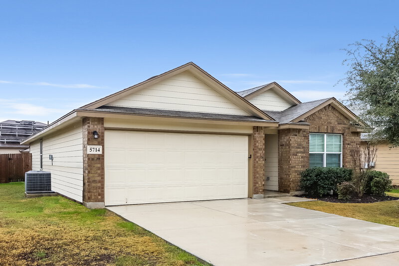 1,895/Mo, 5714 Goliad Blf San Antonio, TX 78222 Front View