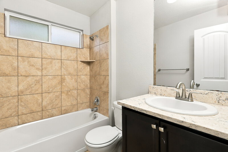 1,785/Mo, 5714 Goliad Blf San Antonio, TX 78222 Bathroom View